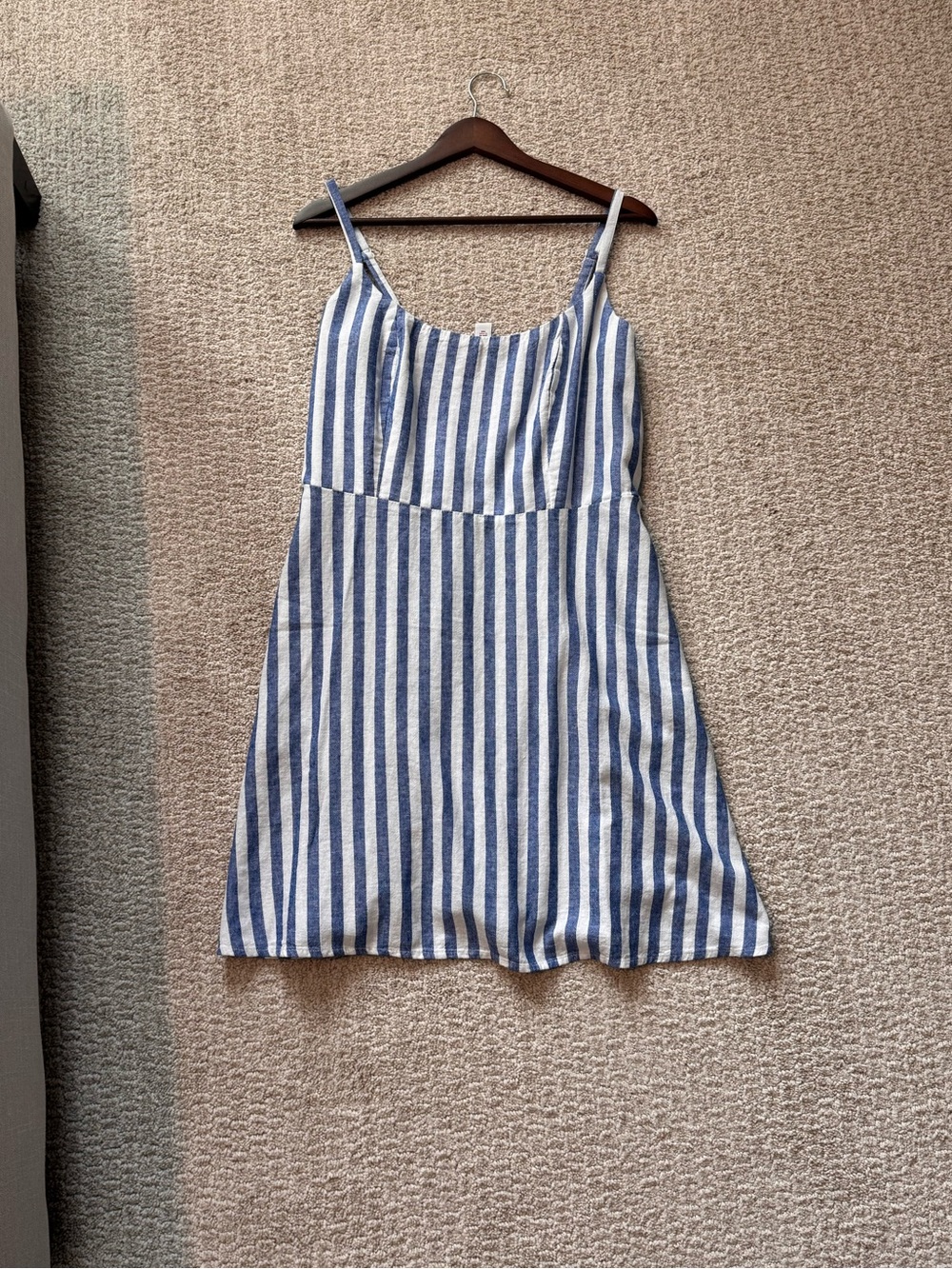Old Navy Women’s Blue White Striped Sleeveless Dress NWT